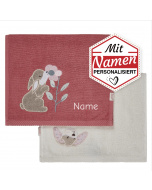 Kinderhandtuch mit Namen Hanni Hase – Sterntaler 2er Set, bestickt, perlrosa-rot und weiß