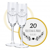Sektglas mit Gravur zum 20. Hochzeitstag, Blumenherz